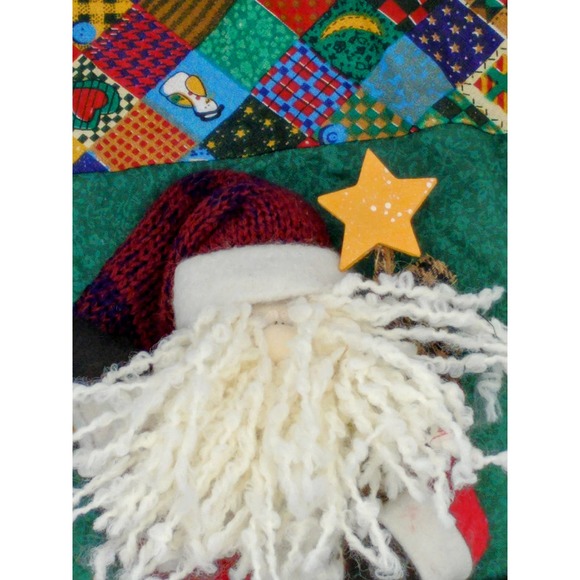 Vintage handmade Santa stocking Quilt - Picture 4 of 4